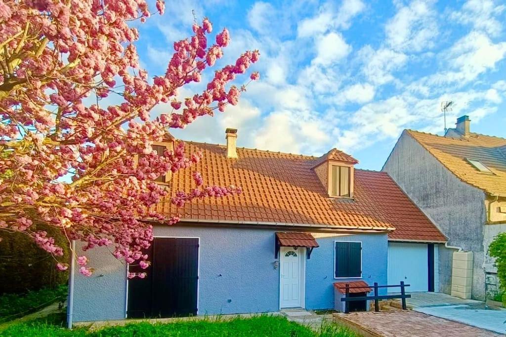 Vacation House In Quiet Village Congerville-Thionville Exteriör bild