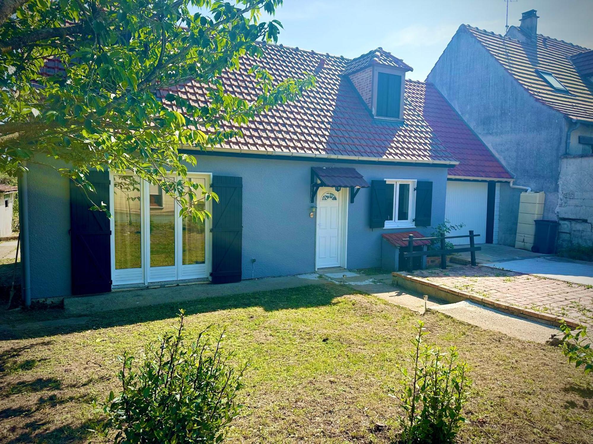 Vacation House In Quiet Village Congerville-Thionville Exteriör bild